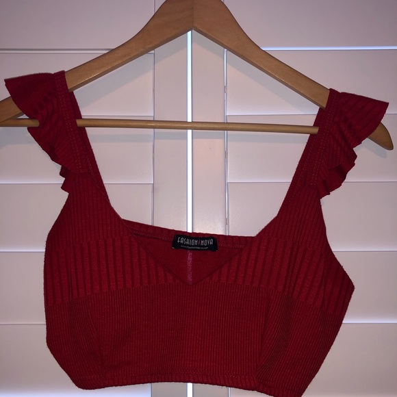 Fashion Nova Tops - Fashion Nova Red Cropped Top! Fashion Nova Tops - Fashion Nova Red Cropped Top!